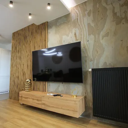 Apartment Arena